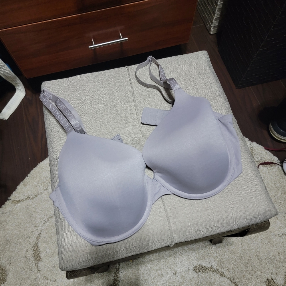 Victoria Secret Bra 36DD(E)
